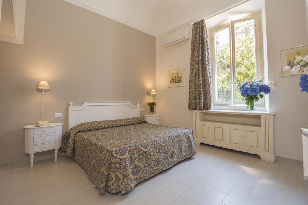 Villa Parisi Grand Hotel Castiglioncello Extérieur photo