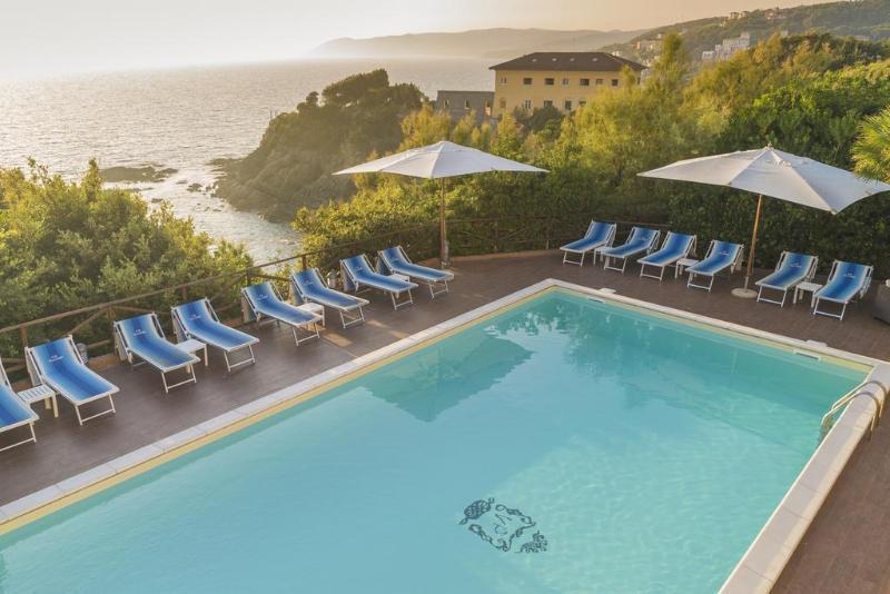 Villa Parisi Grand Hotel Castiglioncello Extérieur photo